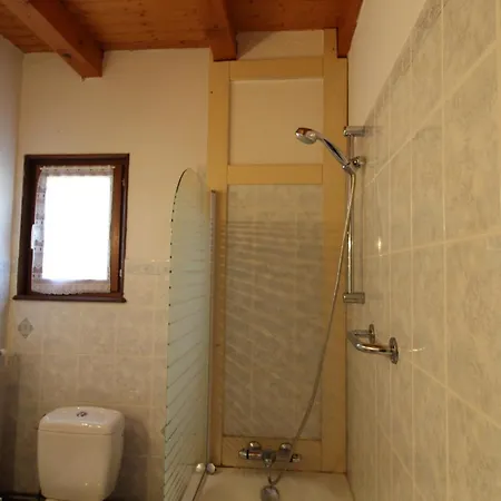 Chaleureux La 2 Cv Verte Calme Et Nature Lesseux